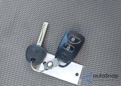 2014 Hyundai Tucson Se z USA, uszkodzony, nr VIN KM8JU3AG8EU896033